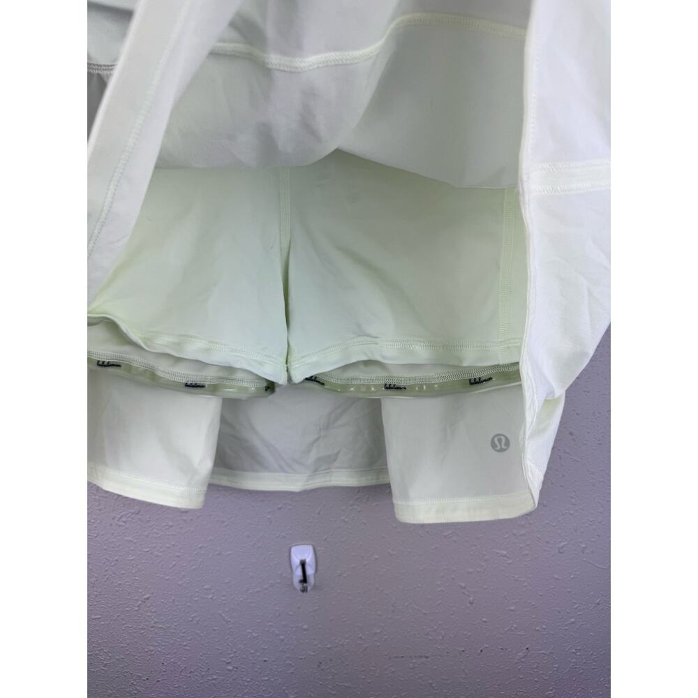 Lululemon Pace Rival Mid-Rise Skort Long Electric
Lemon size 8 - Picture 3 of 9
